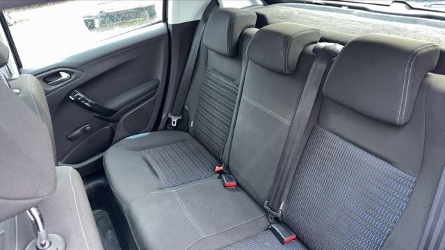 Peugeot 208 image 6