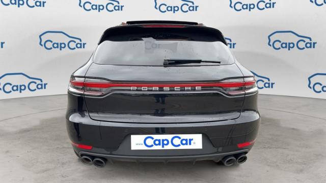 Porsche Macan image 1