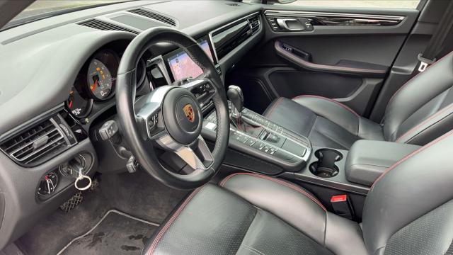 Porsche Macan image 6