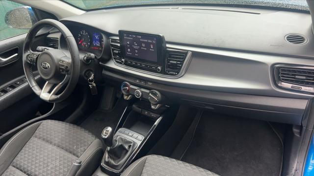 Kia Rio image 3