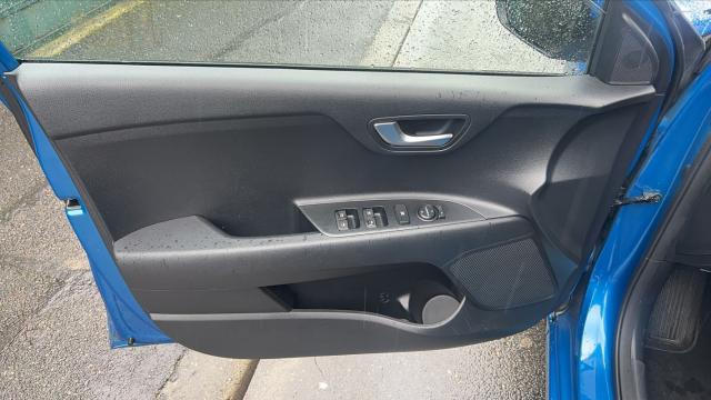 Kia Rio image 4