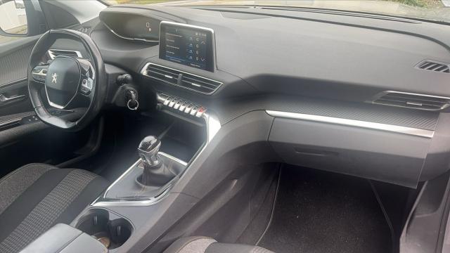 Peugeot 3008 image 9