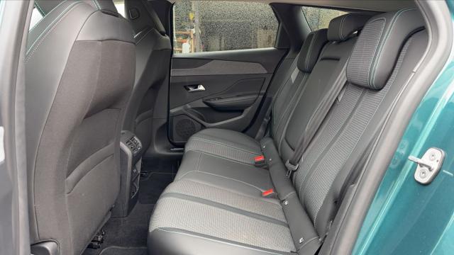 Peugeot 308 image 9