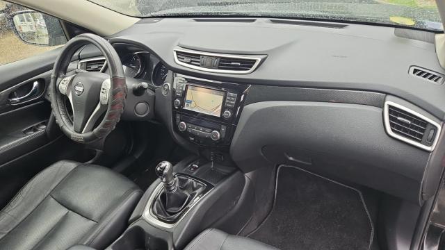 Nissan X-Trail image 2