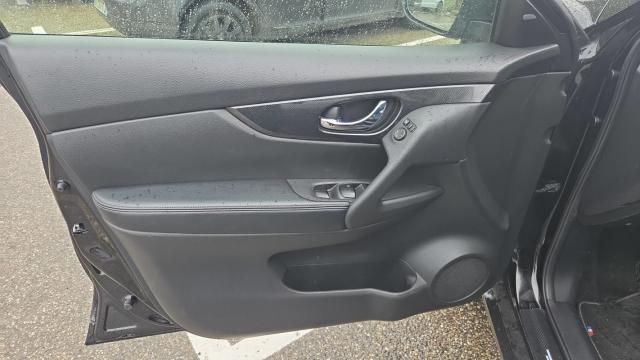 Nissan X-Trail image 4