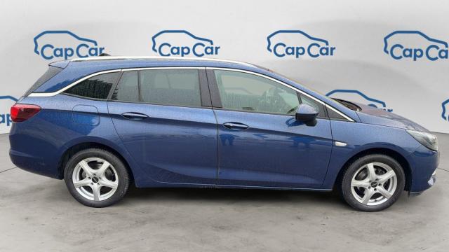 Opel Astra Sports Tourer image 4