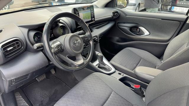 Toyota Yaris image 2