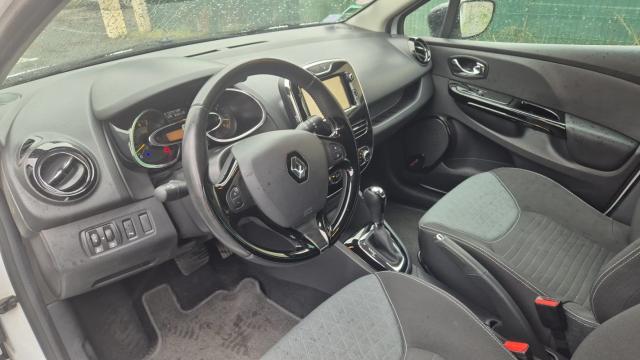 Renault Clio image 8