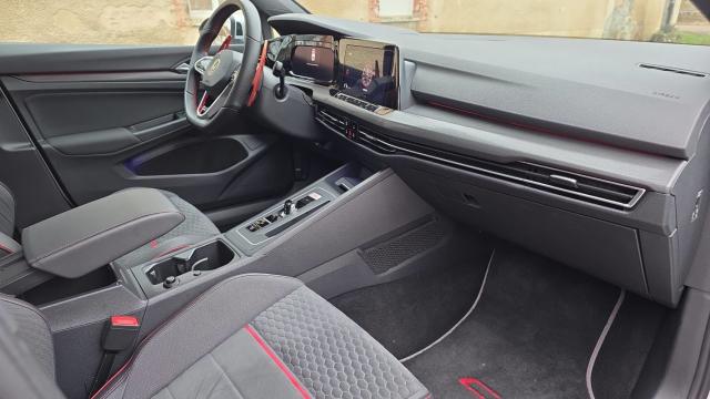 Volkswagen Golf image 7