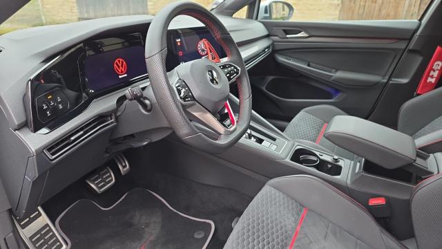 Volkswagen Golf image 5