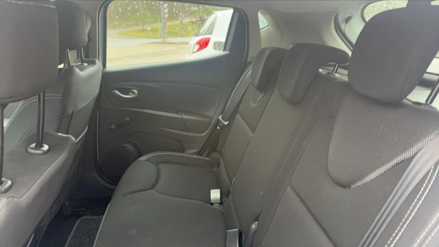 Renault Clio image 8