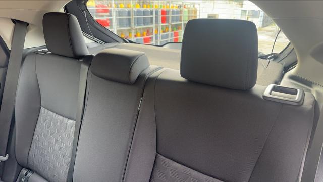 Toyota Yaris image 2