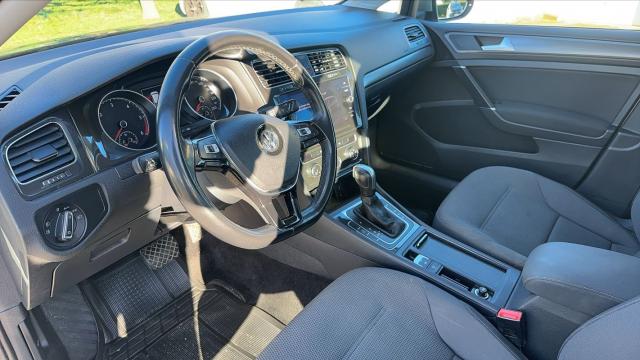 Volkswagen Golf image 3