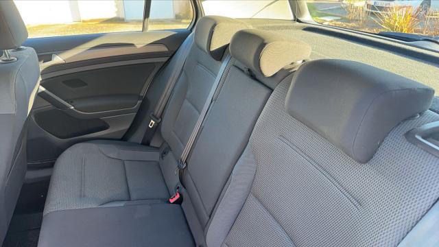 Volkswagen Golf image 7