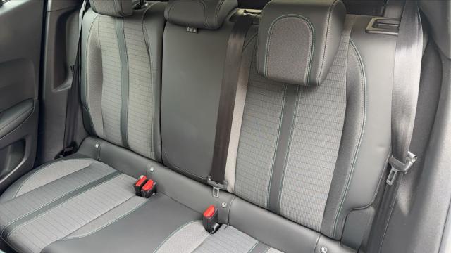 Peugeot 2008 image 6