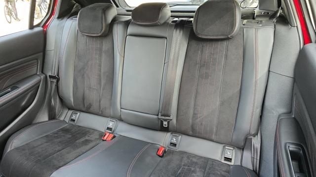 Peugeot 308 image 9