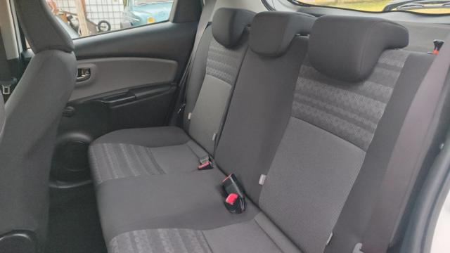 Toyota Yaris image 5