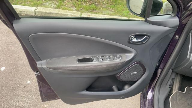 Renault Zoe image 8