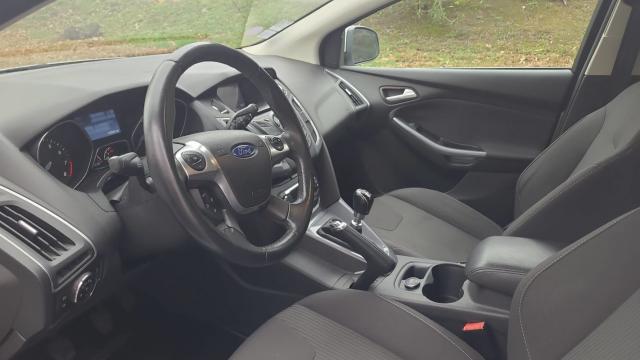 Ford Focus image 8