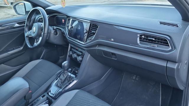 Volkswagen T-Roc image 1