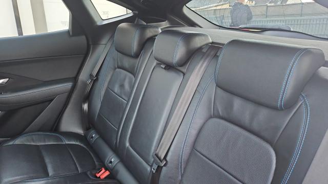 Jaguar E-Pace image 4