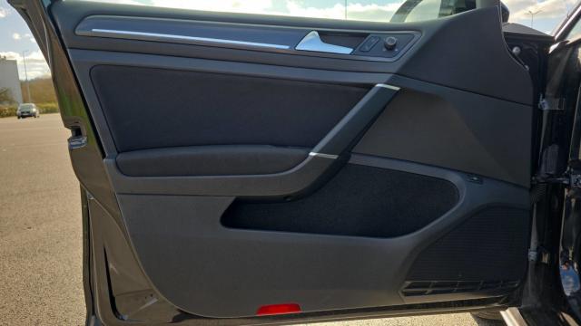 Volkswagen Golf image 7