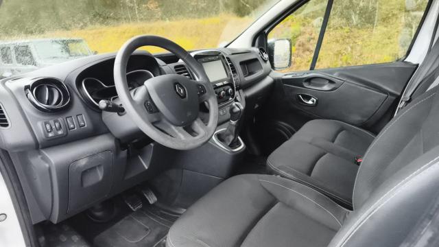 Renault Trafic image 1