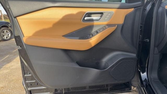 Nissan X-Trail image 9