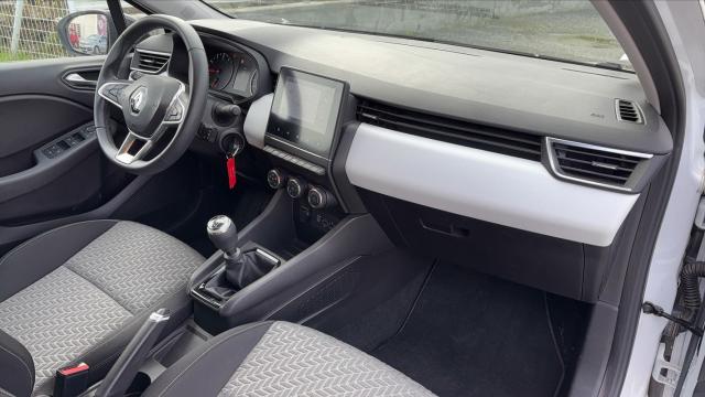 Renault Clio image 8