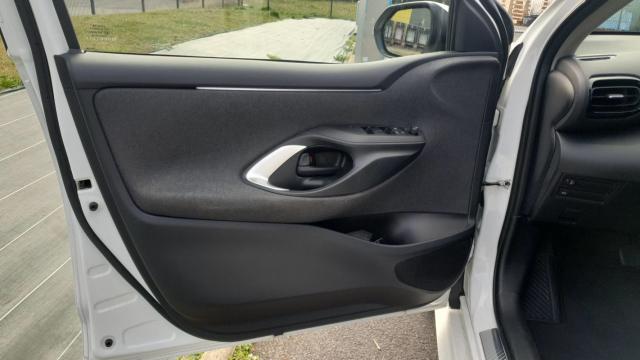 Toyota Yaris image 2