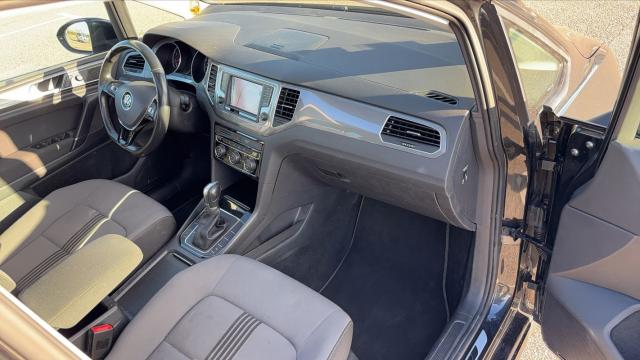 Volkswagen Golf Sportsvan image 8