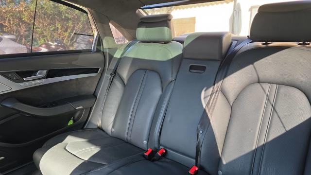 Audi A8 L image 4