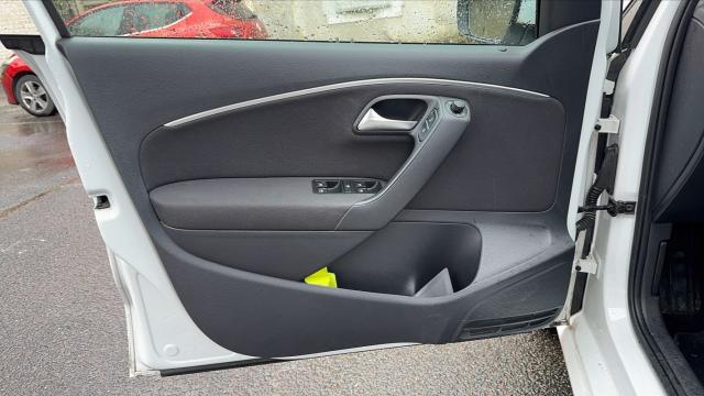 Volkswagen Polo image 8