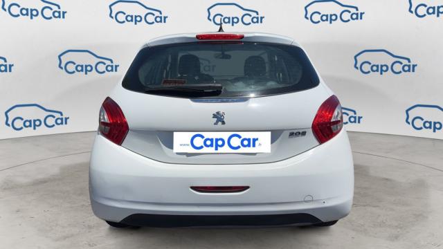 Peugeot 208 image 8
