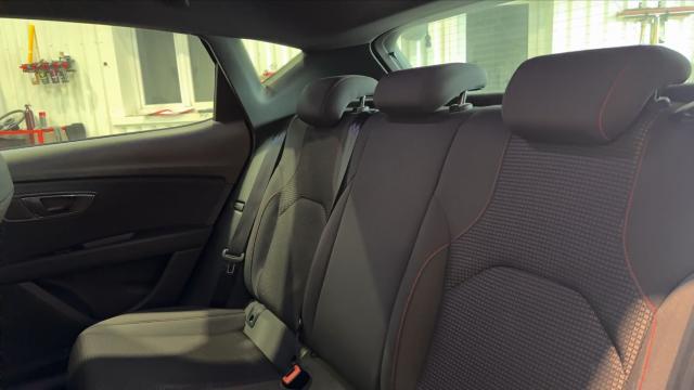 Seat Leon image 2