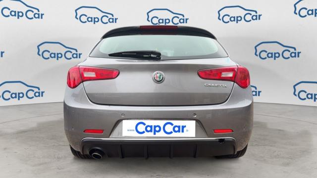 Alfa Romeo Giulietta image 6