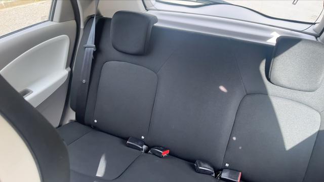 Renault Zoe image 8