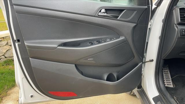 Hyundai Tucson image 9