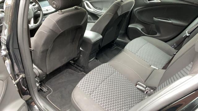 Opel Astra image 6