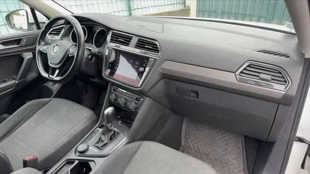 Volkswagen Tiguan image 9