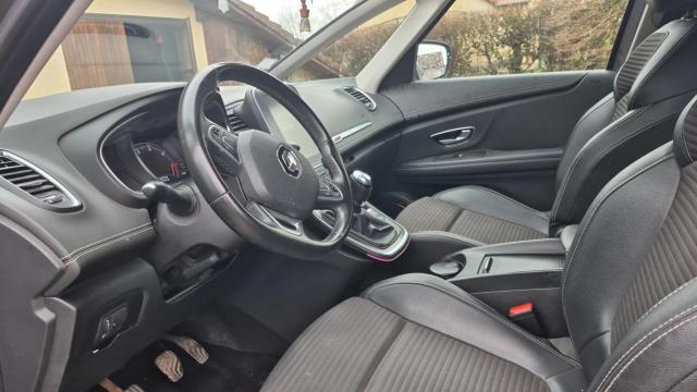 Renault Scénic image 4