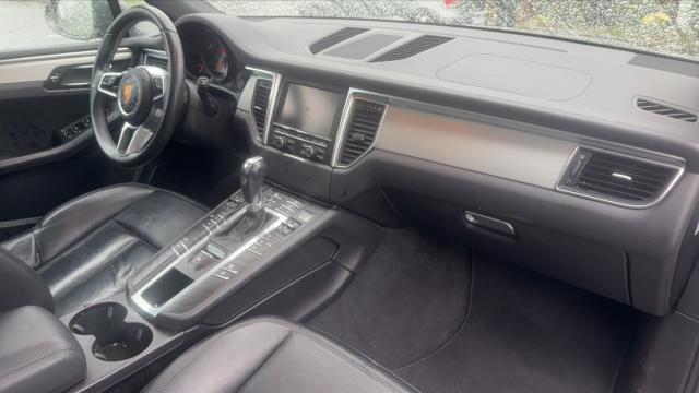 Porsche Macan image 5