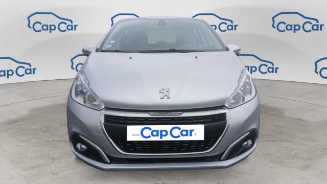 Peugeot 208 image 8