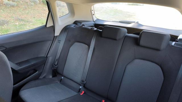 Seat Arona image 2