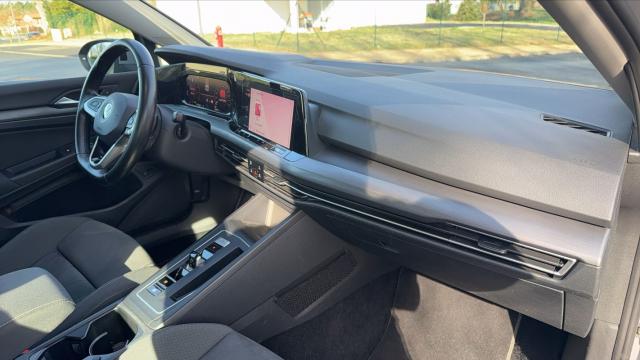 Volkswagen Golf image 1