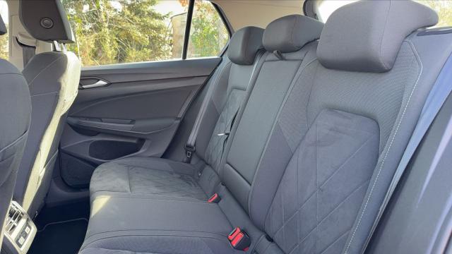 Volkswagen Golf image 8