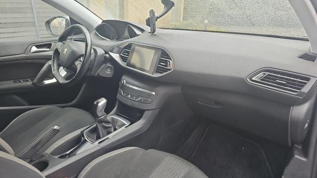 Peugeot 308 image 5