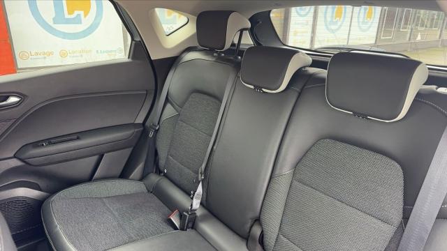 Renault Captur image 9