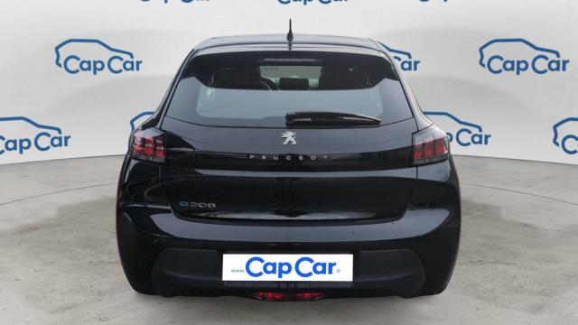 Peugeot E-208 image 8