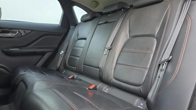 Jaguar F-Pace image 6
